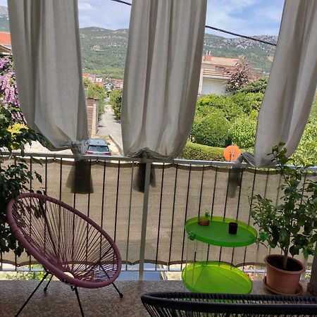 Beautiful Apartment With 2 Terraces And A Parking Space Kaštela Екстериор снимка